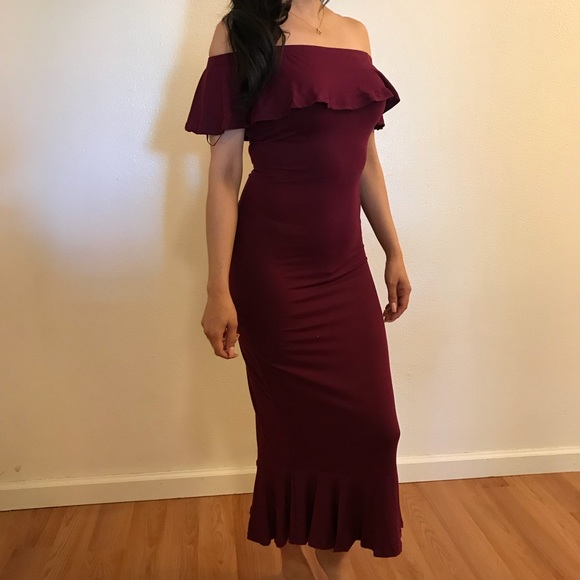 RESTOCK* Burgundy Penelope Off The Shoulder Dress - Picture 4 of 8